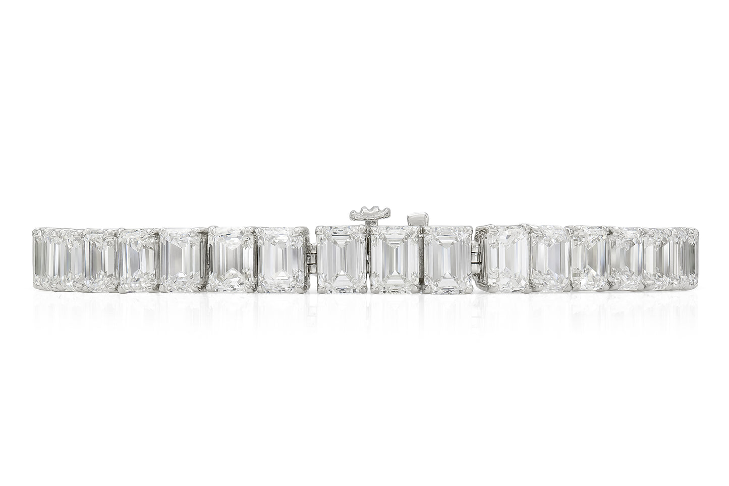 18K WG Emerald Cut Tennis Bracelet Tw. 30.48 carat