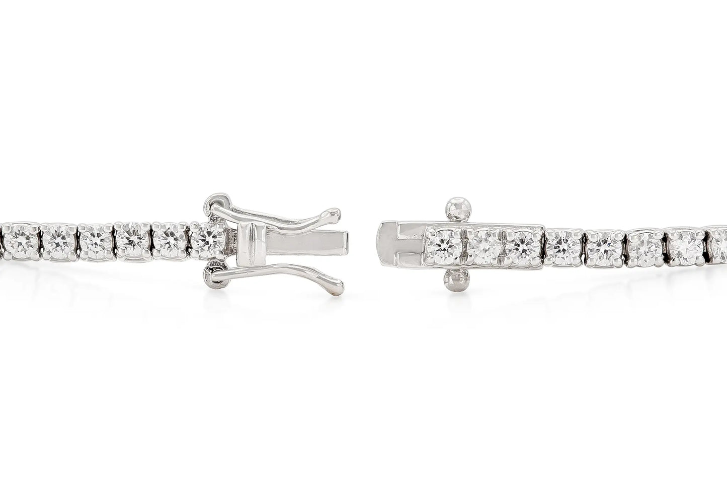 18K White Gold Diamond Tennis Bracelet Tw. 2.98 carat