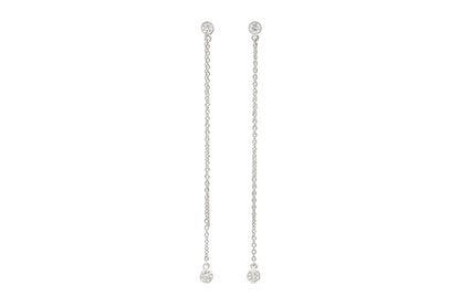 18K White Gold Thread Earrings