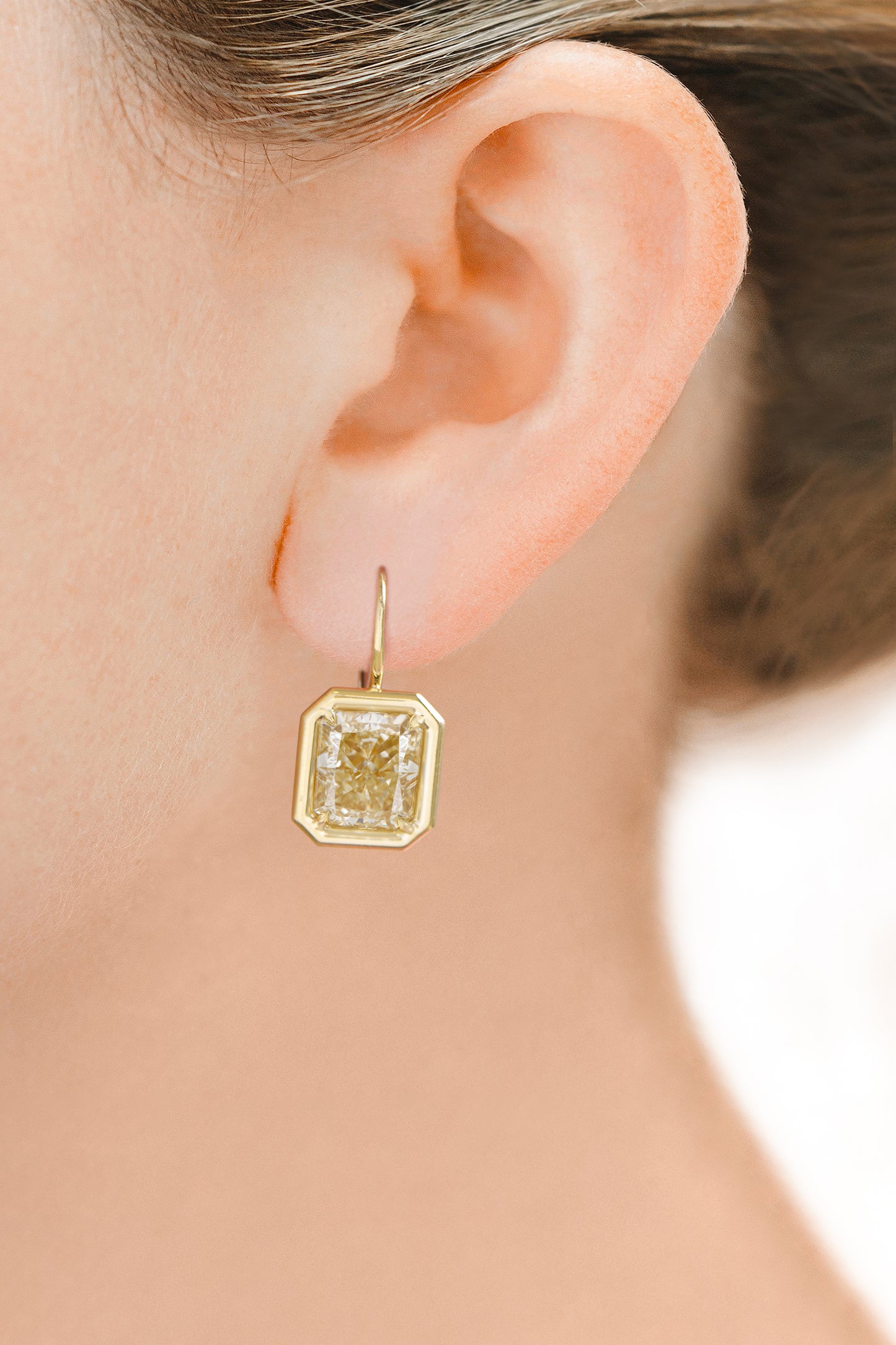 18K Yellow Gold Dangle Bezel Set Diamond Earrings Tw: 8.06 carats