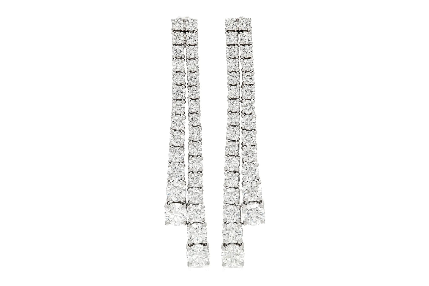 18K White Gold  Graduated Diamonds Drop Earrings
