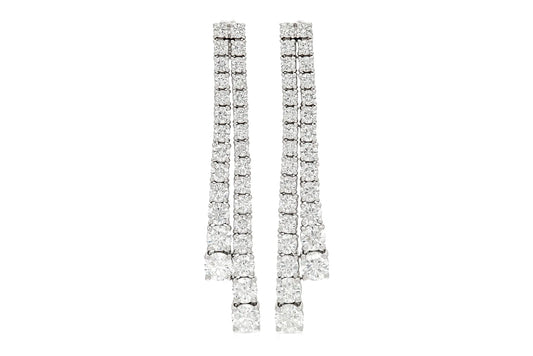 18K White Gold  Graduated Diamonds Drop Earrings
