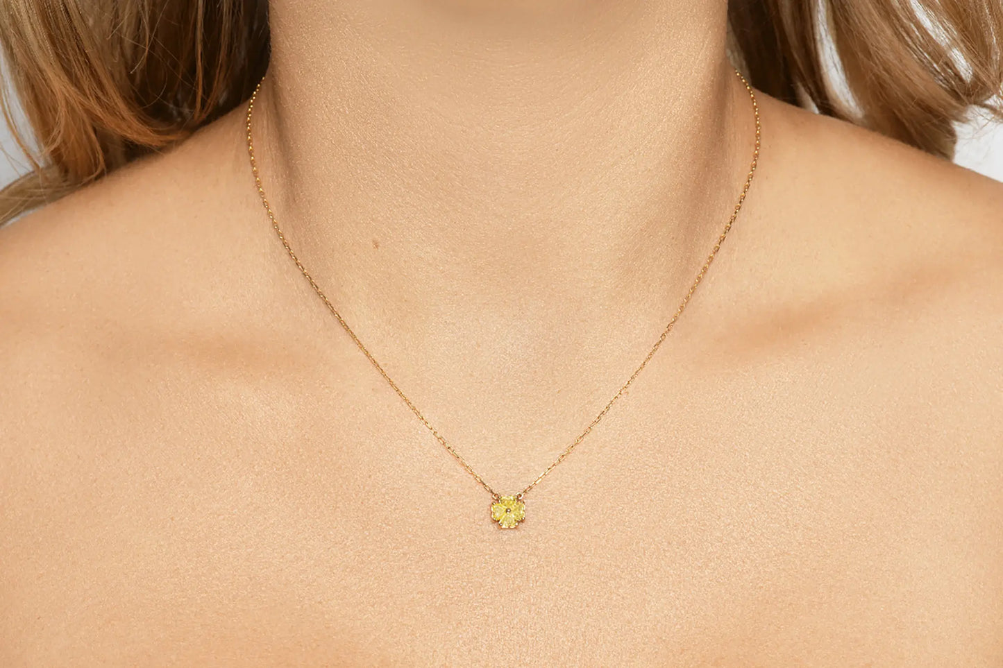 18K Yellow Gold Fancy Intense Yellow Diamonds Heartinity MM