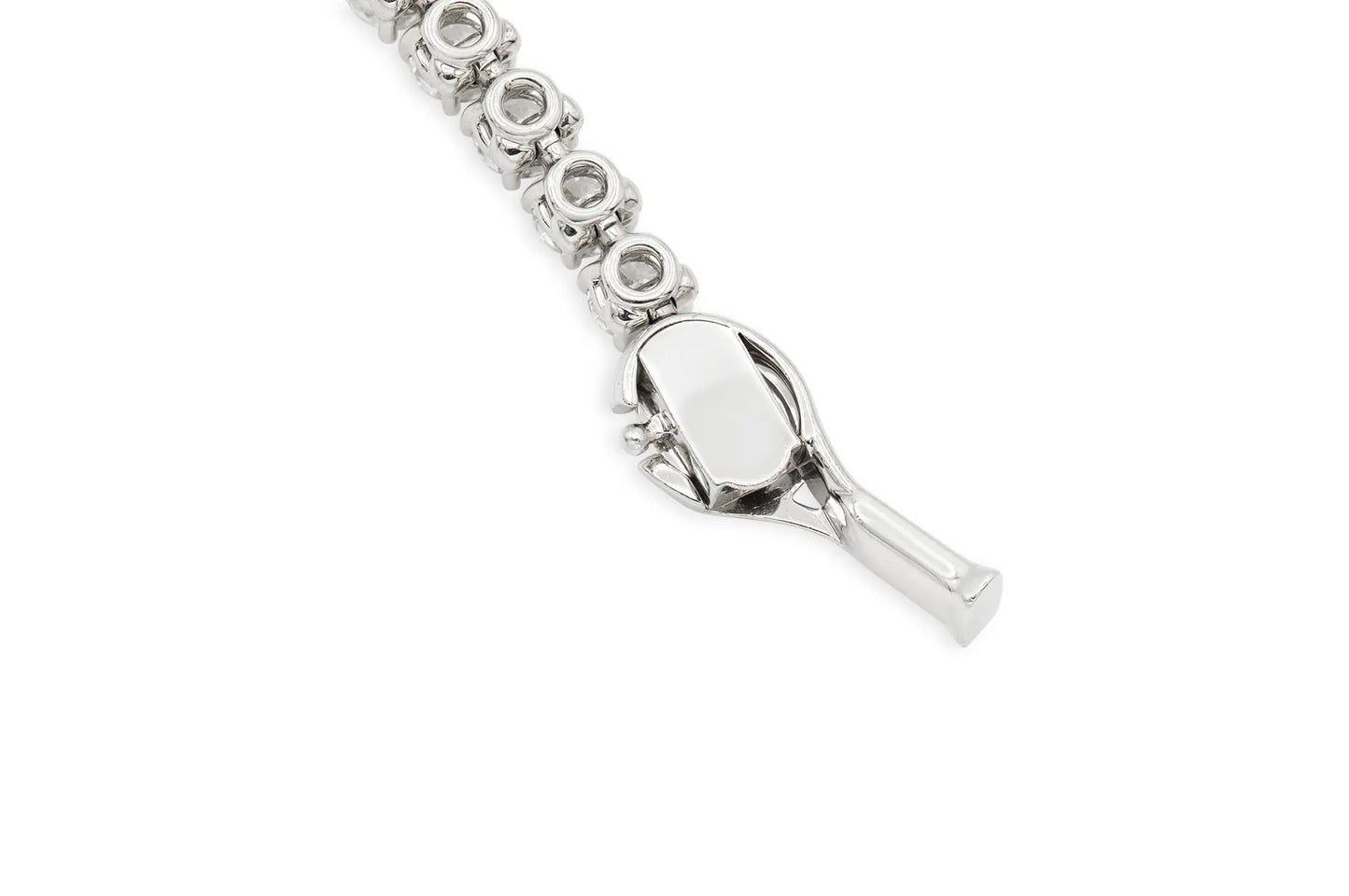 Platinum Tennis Bracelet Tw. 4.62 carat