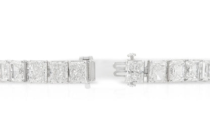 18K White Gold Tennis Bracelet Tw. 32.20 carat