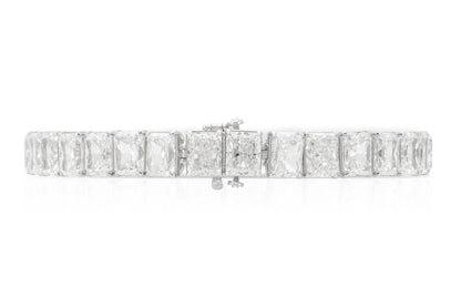 18K White Gold Tennis Bracelet Tw. 32.20 carat