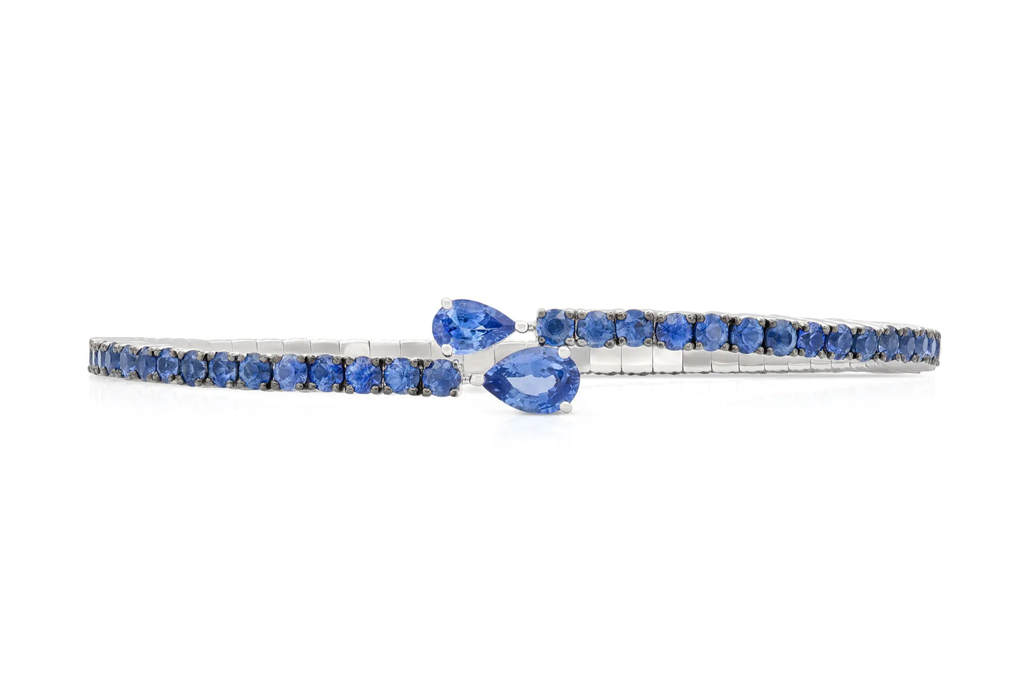 18K Flexible Bangle with Blue Sapphires