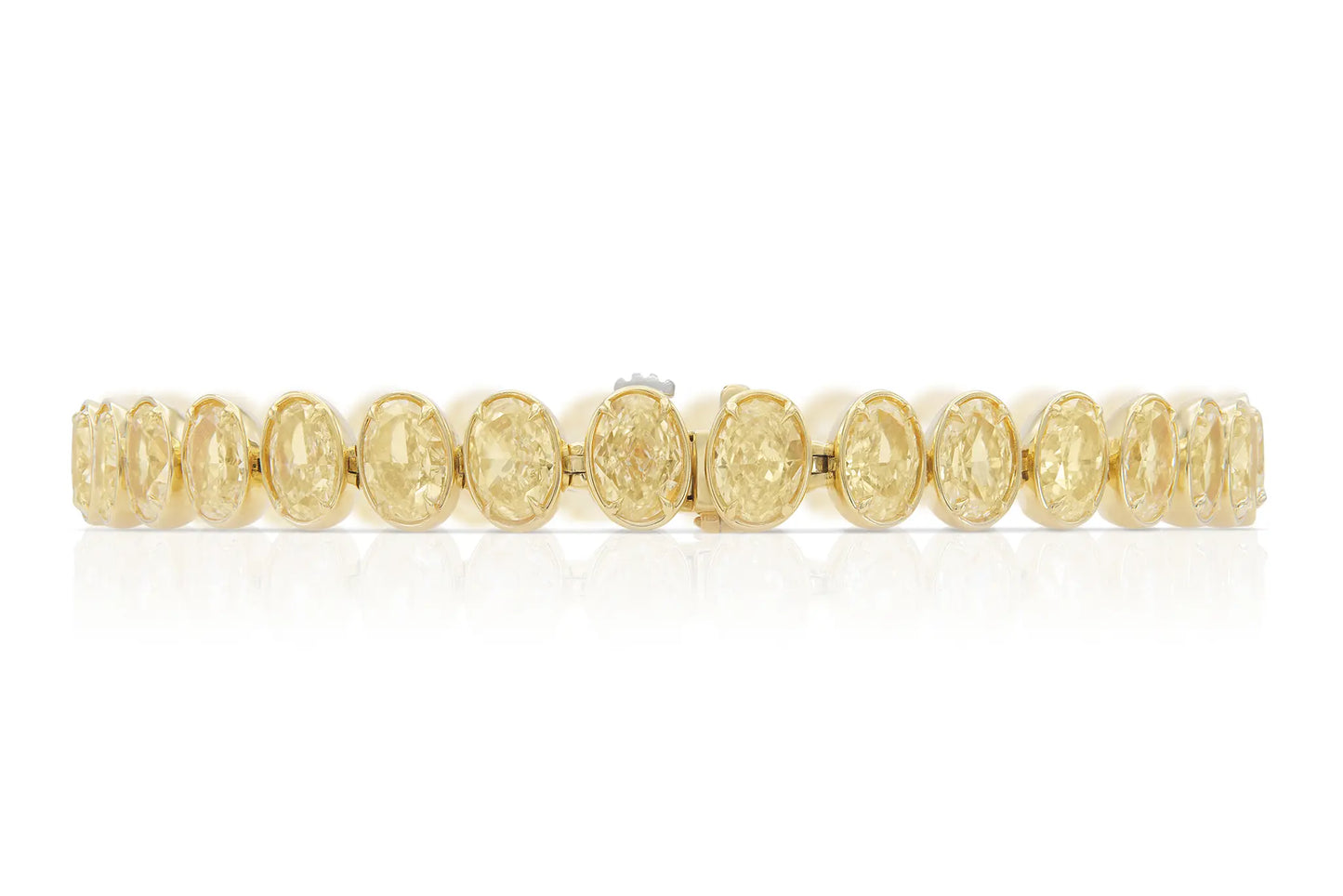18K Yellow Gold Bezel Set Oval Diamond Bracelet Tw. 28.10 carat
