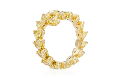 18K Yellow Gold Heartinity Ring Tw. 4.85 carat